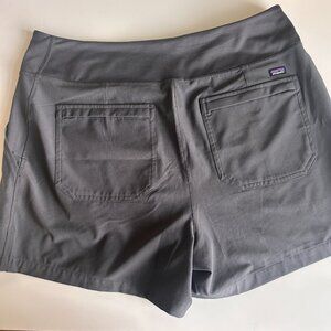 Women’s Patagonia Happy Hike shorts Size L